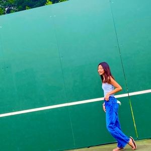 Meet your Posher, Olivia